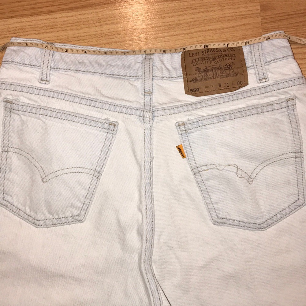 Vintage Levi shorts orange tag - Picture 7 of 13
